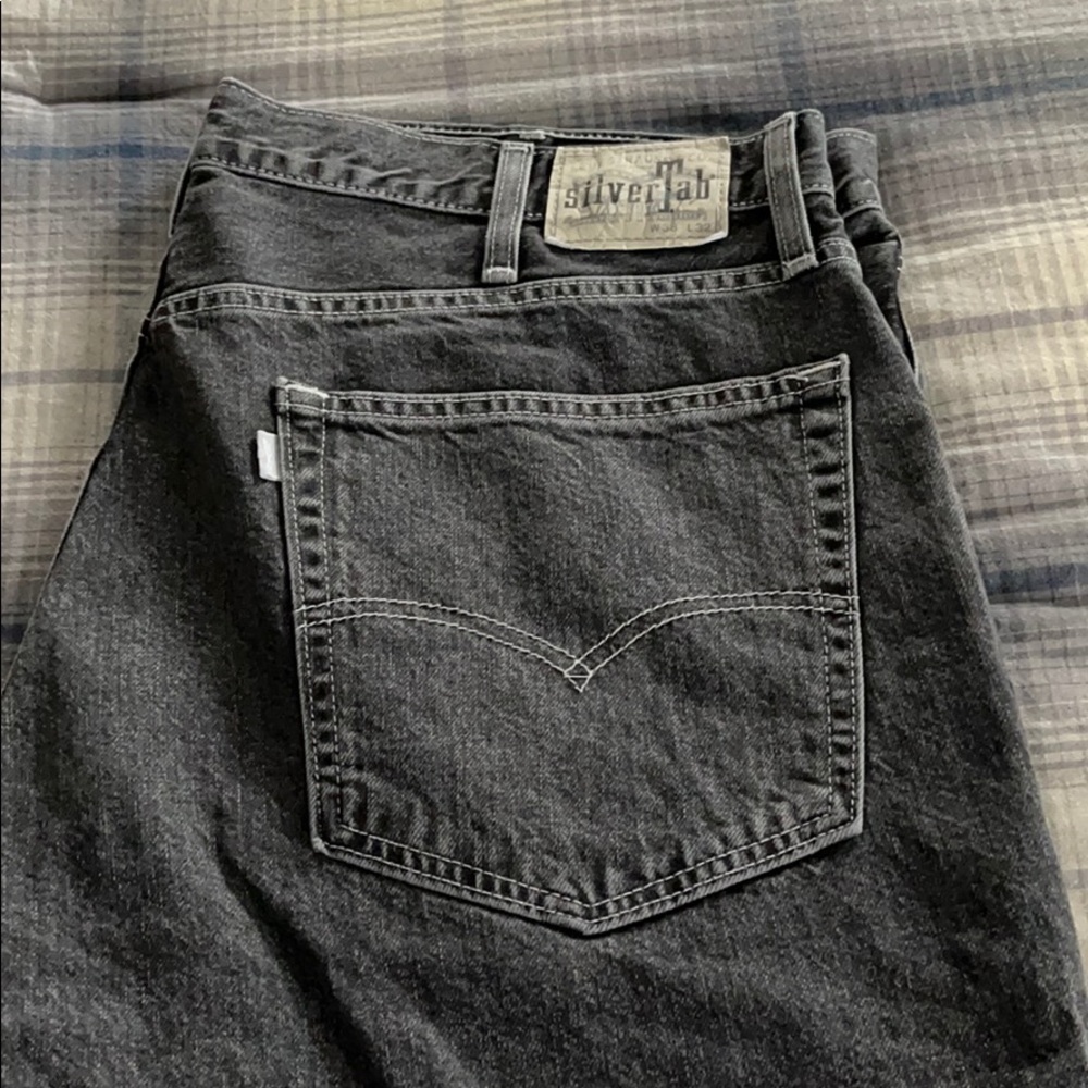 Silver tab men’s Levi’s jeans